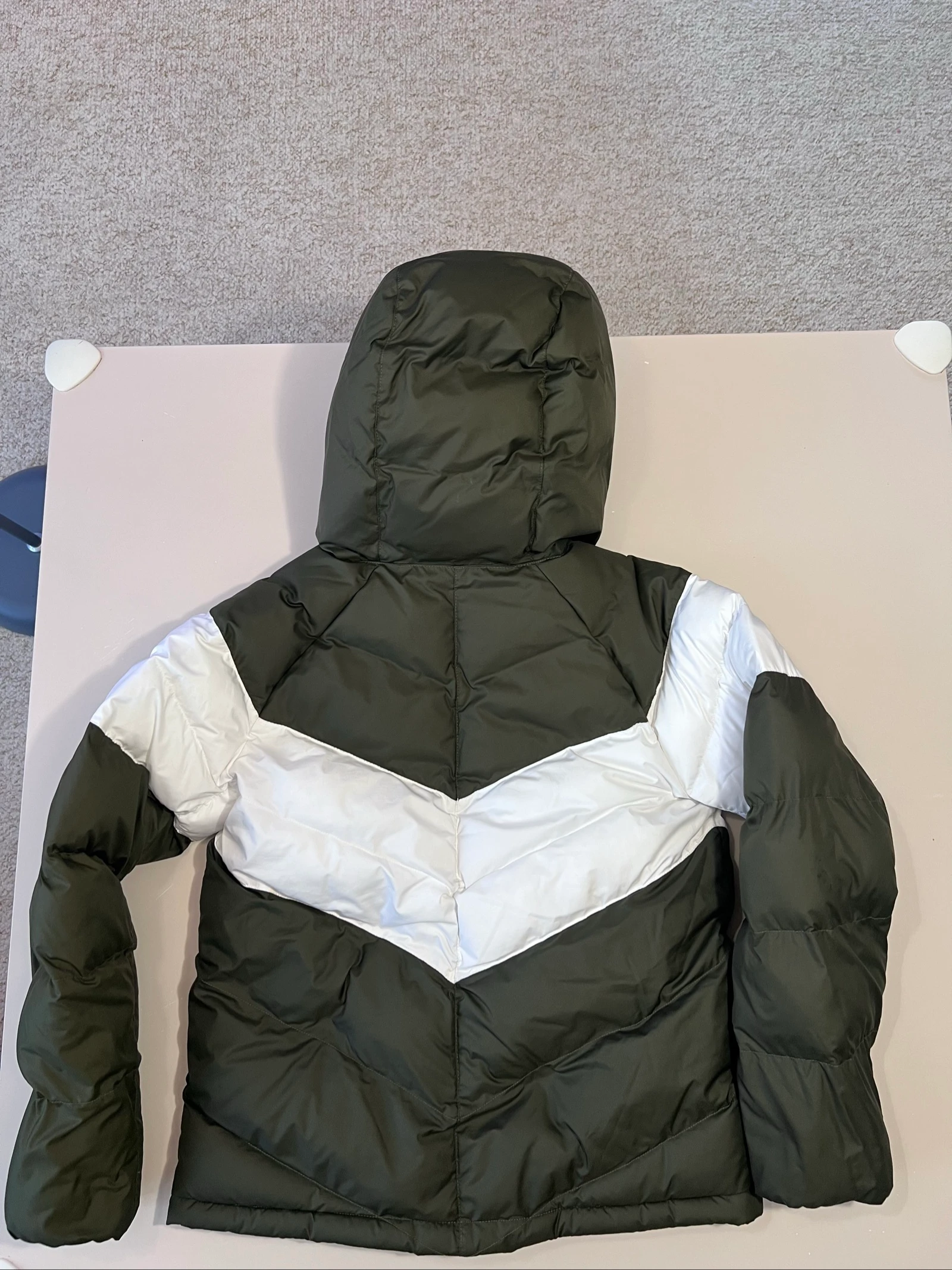 Sudadera con capucha Nike para niños - Verde caqui y blanco - Talla S (128-137 cm) – photo 2